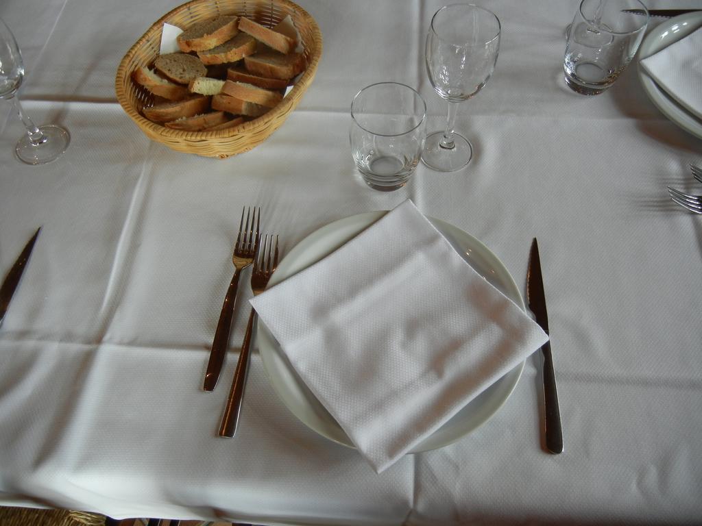 La Colombarola Agriturismo Farneto Luaran gambar